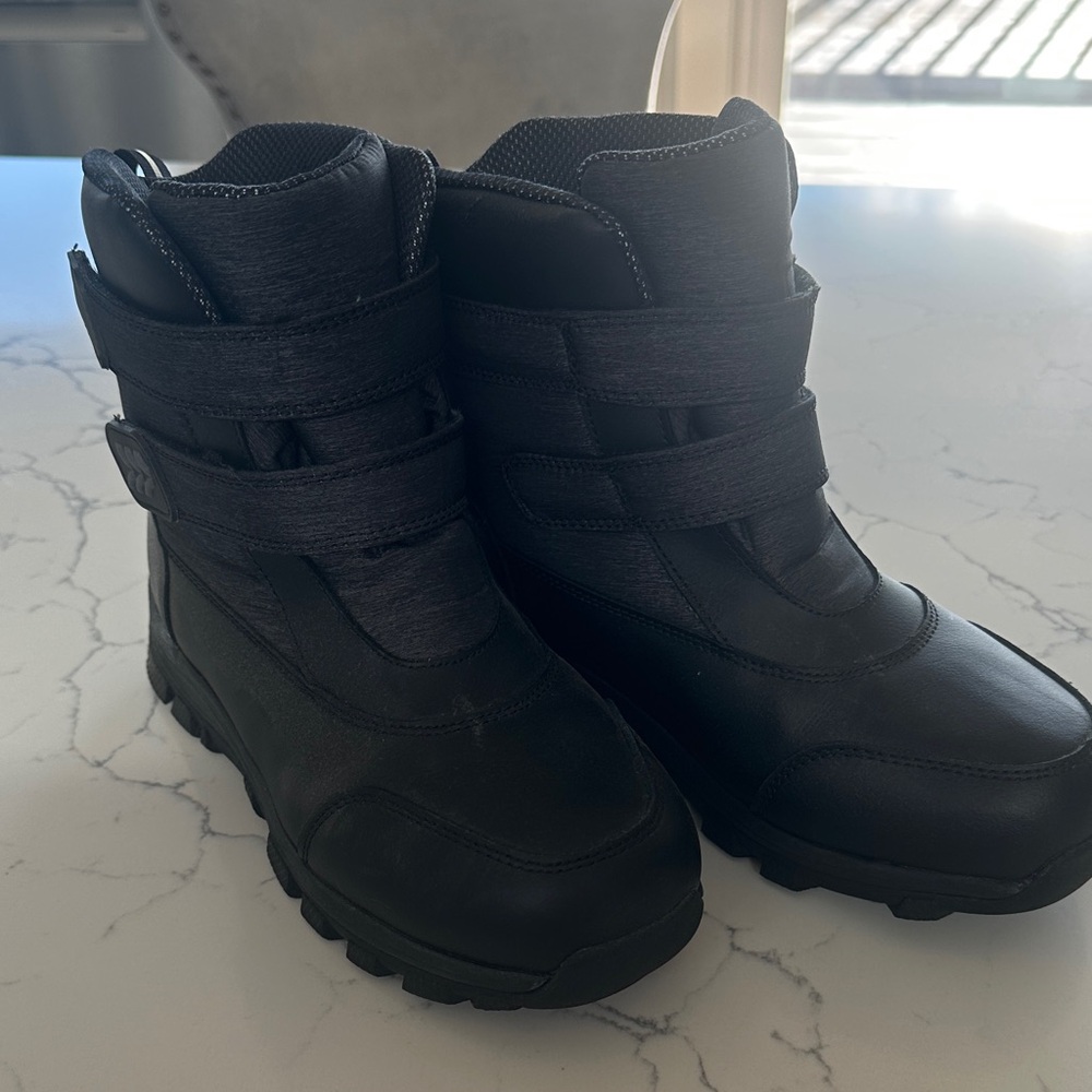 Kids Black Winter Boots